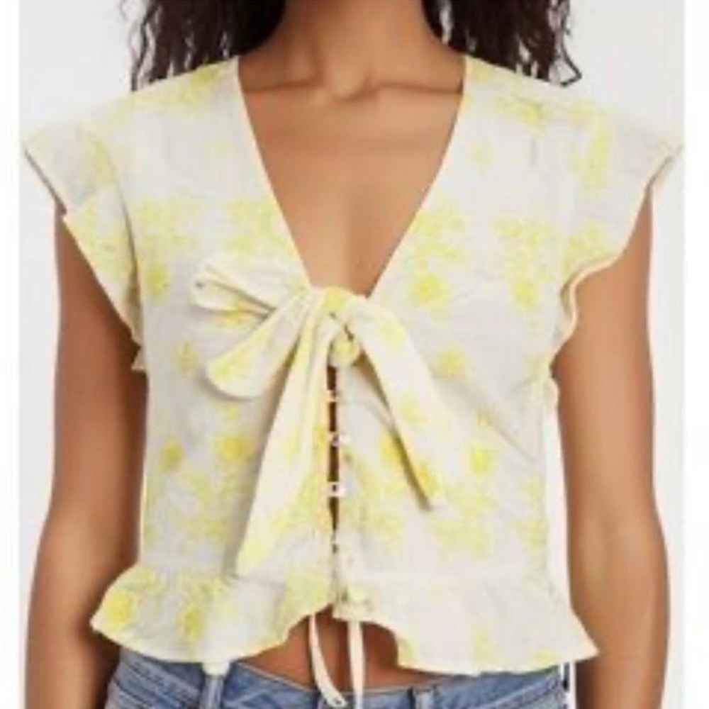 Abercrombie & Fitch Cream and Yellow Tie-Front Blouse